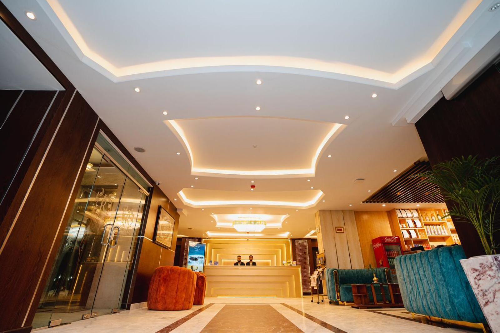 Royal Raj Hotel Раджшахи Экстерьер фото