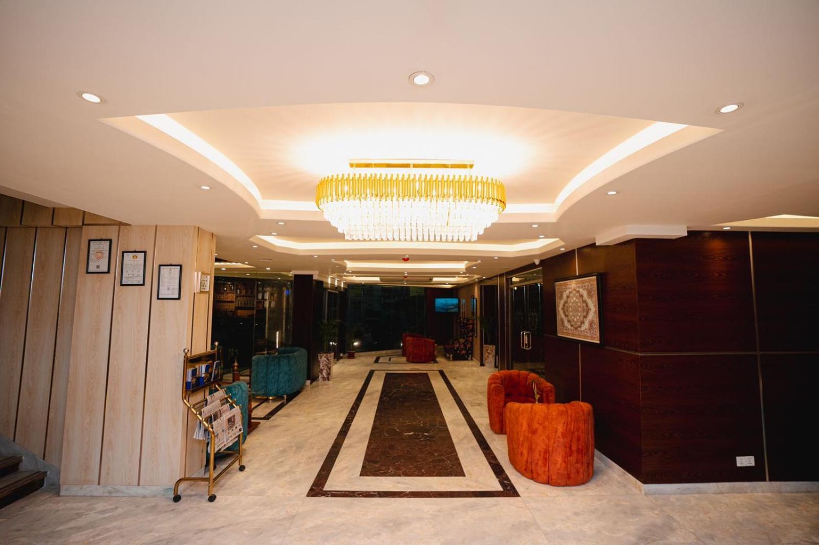 Royal Raj Hotel Раджшахи Экстерьер фото